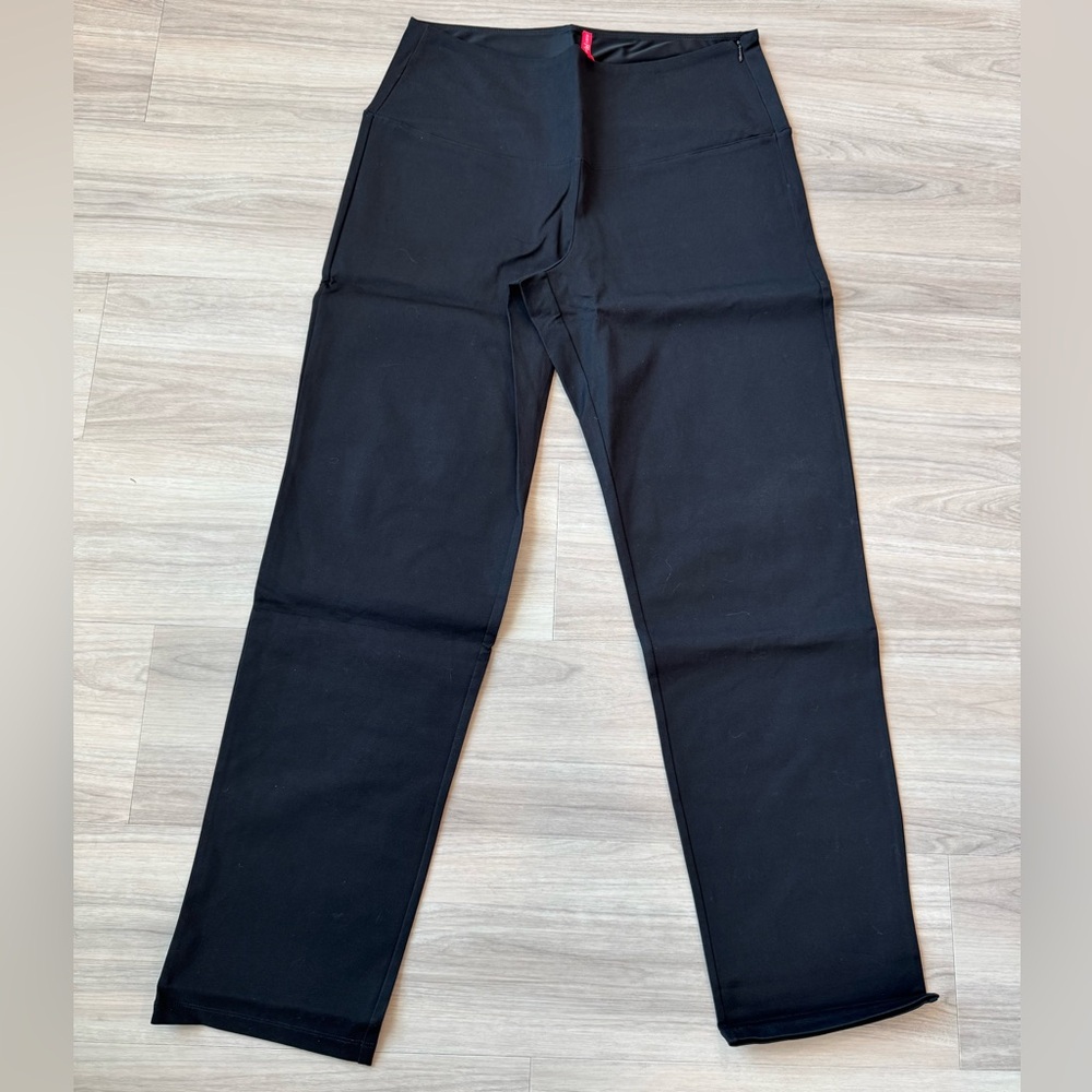 Ruby Ribbon Stretch Woven Pant - Picture 2 of 7